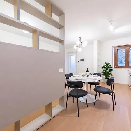 Centre Luxury, 2bdr, Sleeps 5 Apartment Mailand