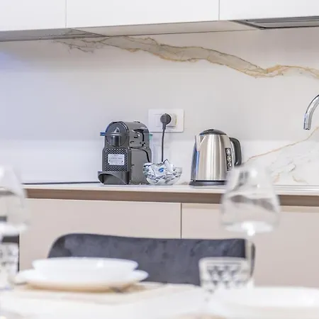 Apartment Centre Luxury, 2bdr, Sleeps 5 Mailand